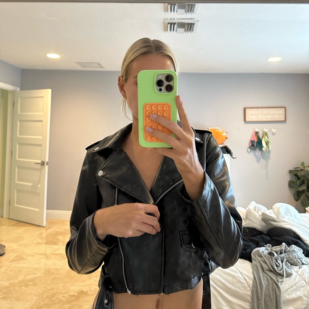 Forever 21 cropped leather jacket